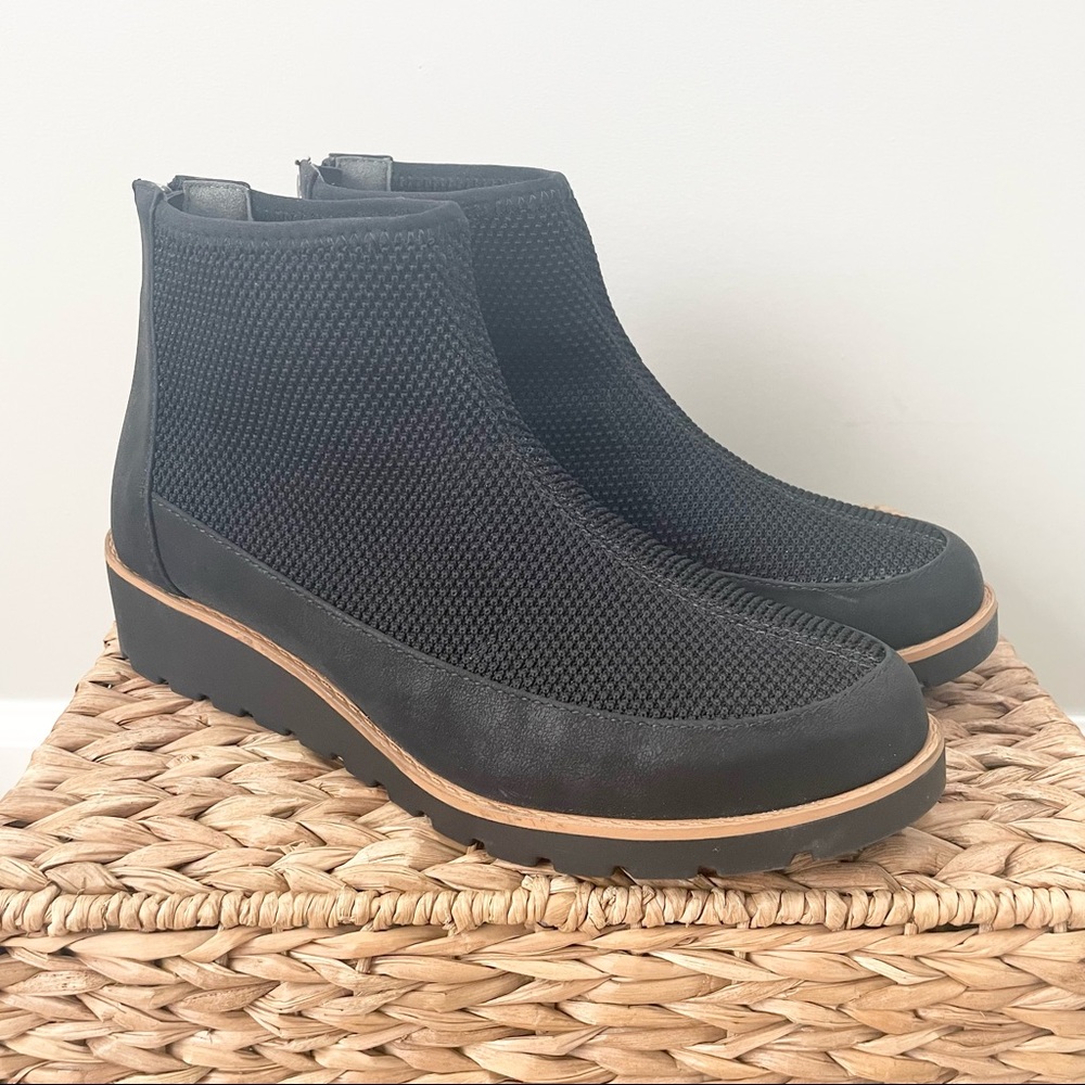Adrienne Vittadini Sport Boots